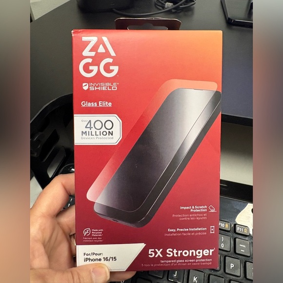NWT ZAGG Glass Elite Screen Protector for iPhone 16/15 - Picture 2 of 4